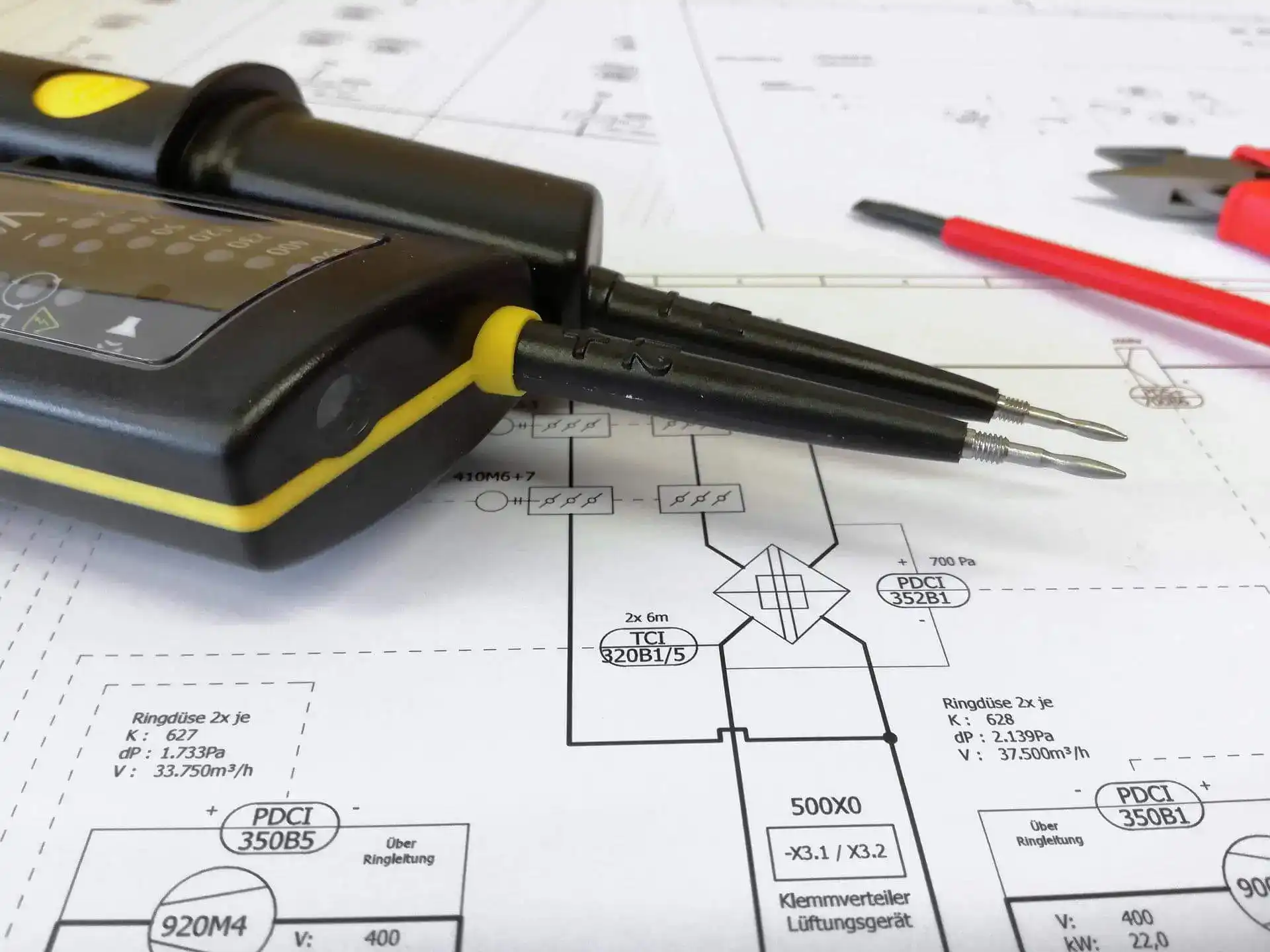 Get your EICR certificate Worcester Park in Worcester Park